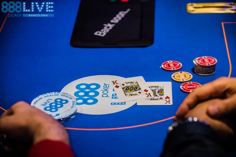 La selezione delle mani è fondamentale per i tornei di poker