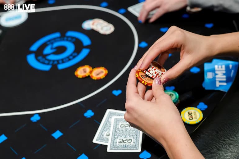 Lo strano rapporto dei giocatori di poker con il denaro -  Dimensioni di puntata